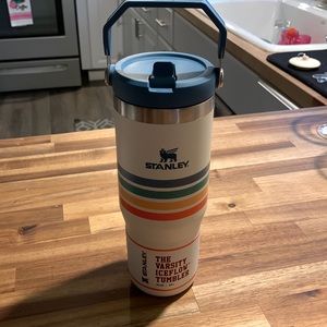 new stanley with straw
